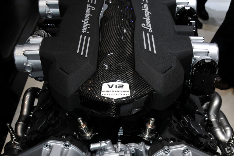 Do all Lamborghini's have V12 Engines? Not quite! - S/S